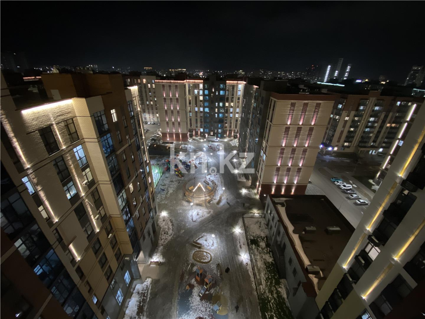 Продажа 3-комнатной квартиры, 77 м², ул. Букетова, дом  3/3 в Караганде - фото 27