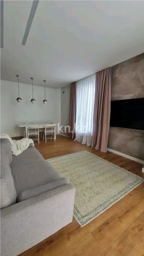 Продажа 4-комнатной квартиры, 90 м², пр. Аль-Фараби, дом  33 в Астане