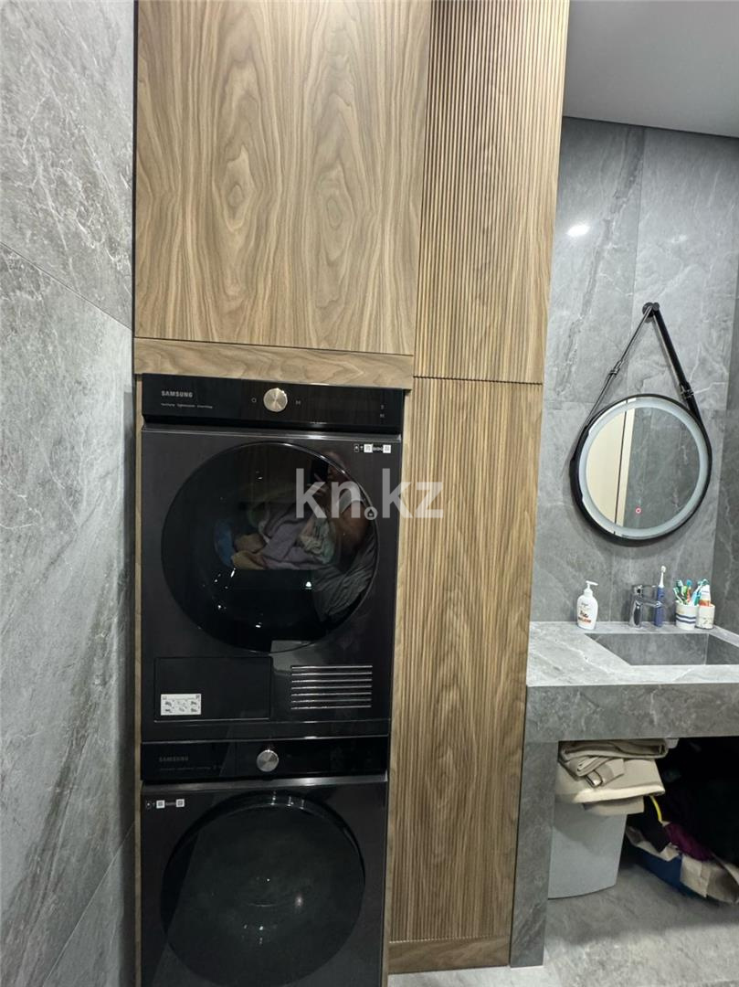 Продажа 4-комнатной квартиры, 103 м², пр. Республики, дом  участок 1/7 в Караганде - фото 18