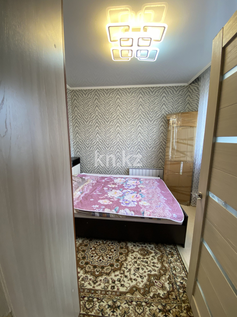 Продажа 3-комнатной квартиры, 48.3 м², мкр-н Восток-2, дом  13 в Караганде - фото 4