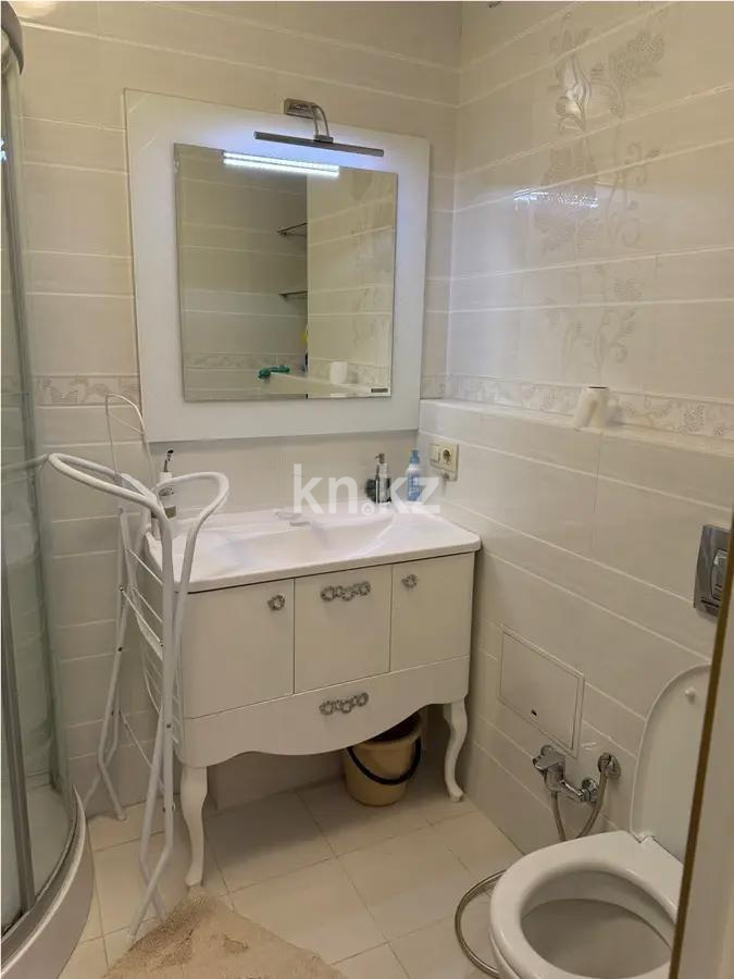 Продажа 2-комнатной квартиры, 53 м², ул. Радостовца, дом  152/2 в Алматы - фото 3