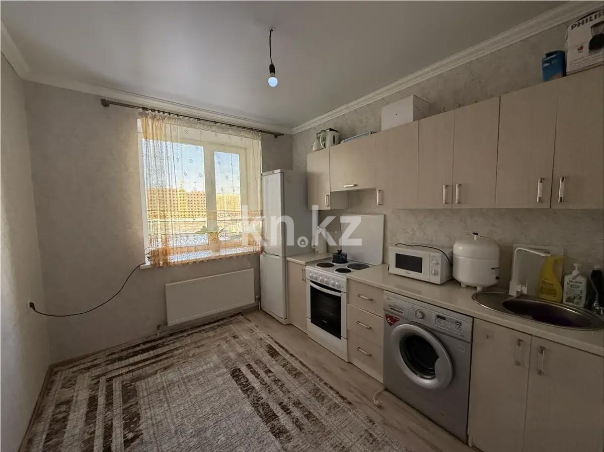 Продажа 1-комнатной квартиры, 38 м², ул. Нажимеденова, дом  37 в Астане - фото 2