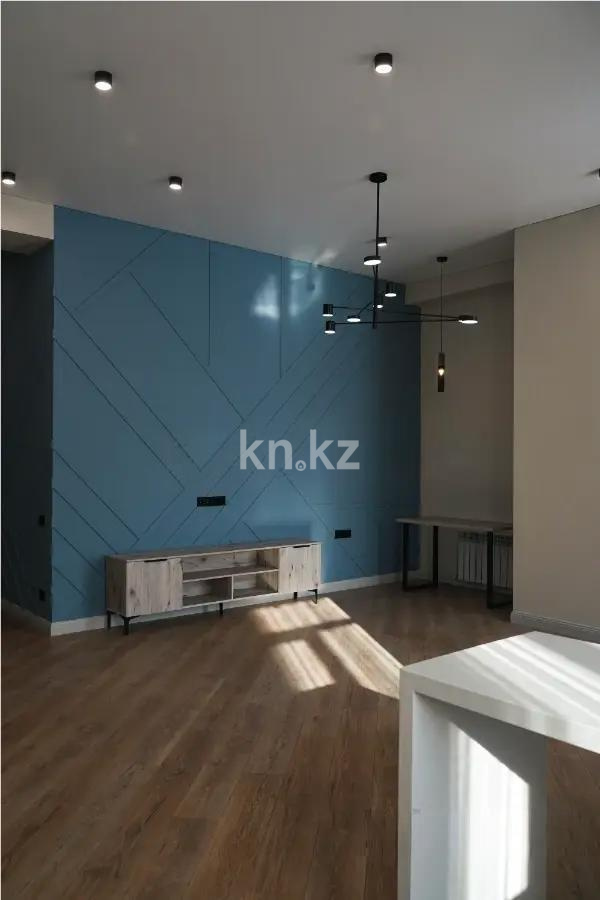 Продажа 3-комнатной квартиры, 118.6 м², ул. Жамакаева, дом  254/2д в Алматы - фото 2