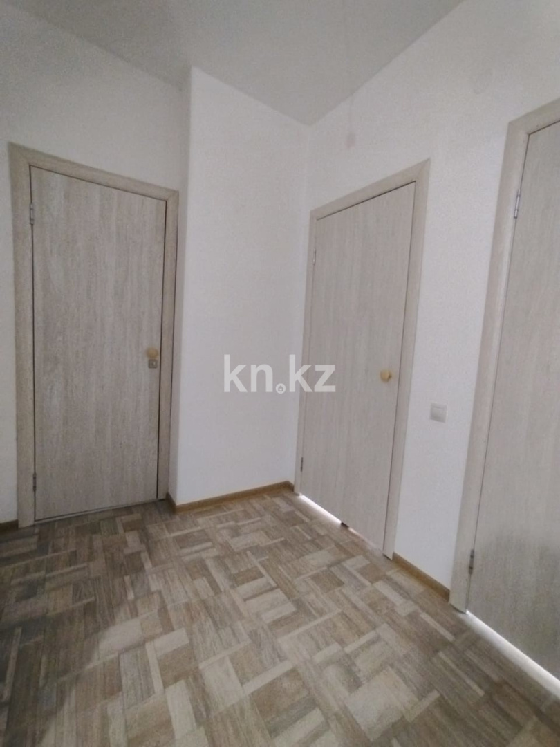 Продажа 2-комнатной квартиры, 57 м², ул. Самал, дом  84 в Уральске - фото 8