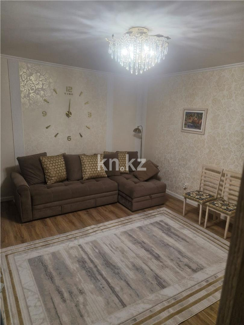 Продажа 3-комнатной квартиры, 80 м², ул. Валиханова в Астане - фото 2