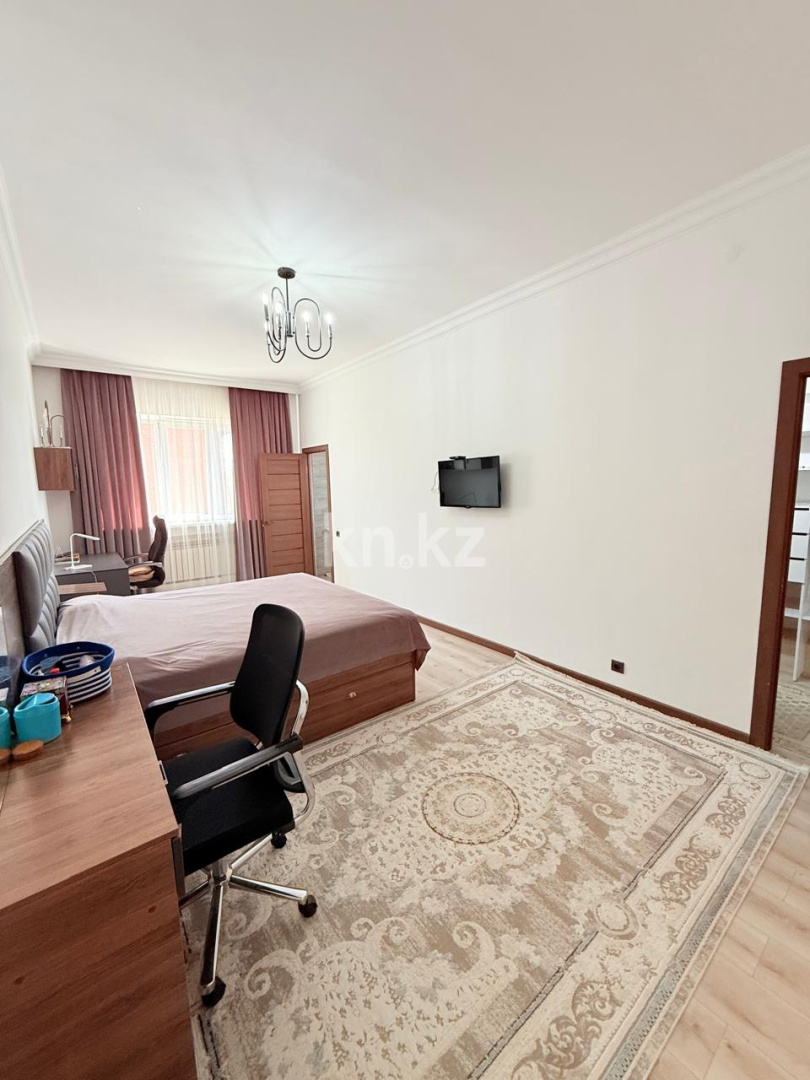 Продажа 7-комнатного дома, 410 м² в Астане - фото 18