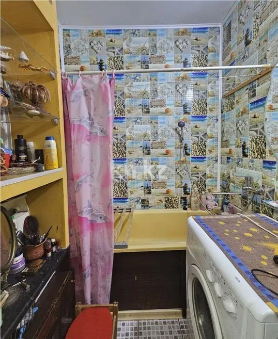 Продажа 2-комнатной квартиры, 35 м², мкр. Голубые Пруды, дом  18 в Караганде - фото 4