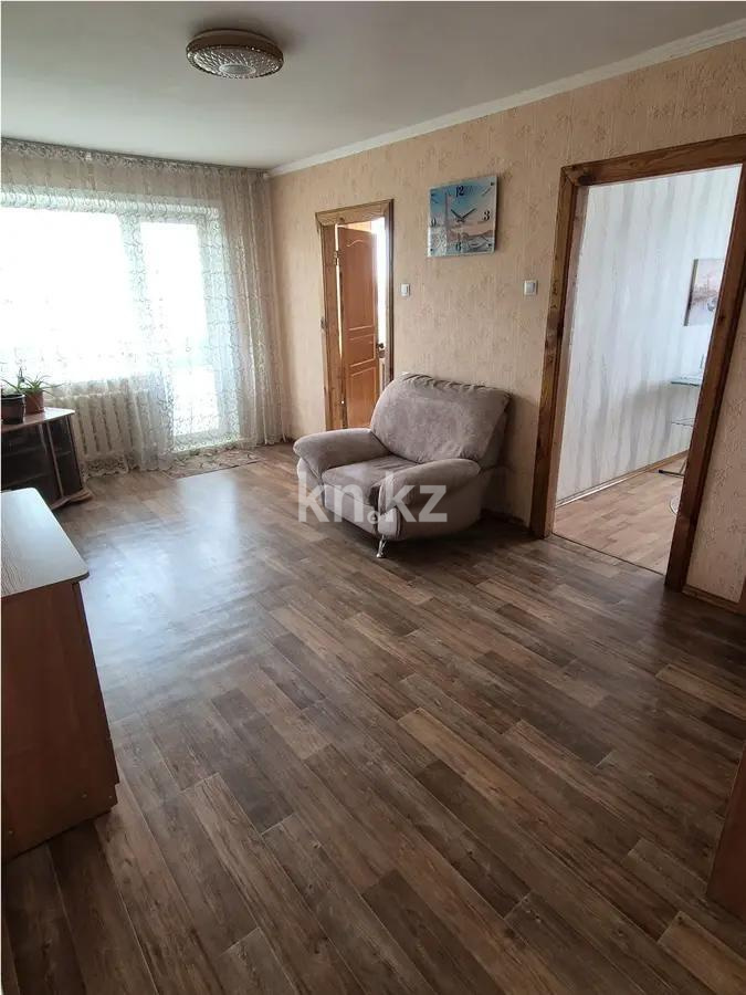 Продажа 4-комнатной квартиры, 61 м², мкр-н 17, дом  37 в Караганде - фото 2