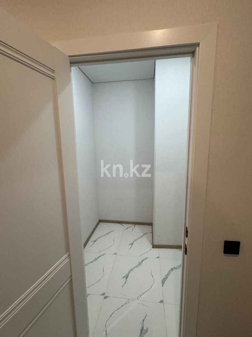 Продажа 3-комнатной квартиры, 90 м², ул. Байтурсынова, дом  42 в Астане - фото 9