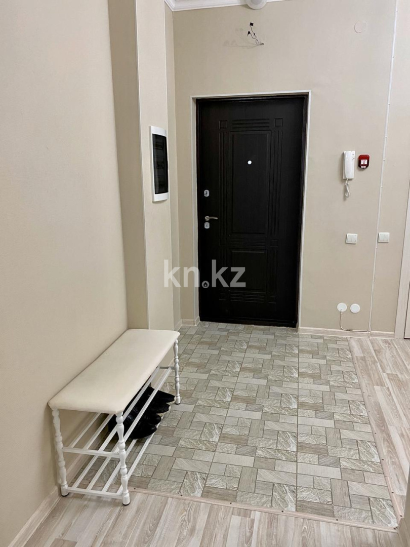 Аренда 4-комнатной квартиры посуточно, 180 м², ул. Достык, дом  5/1 - ул. Сауран в Астане - фото 18