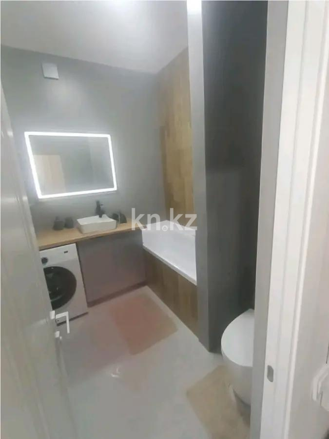 Продажа 2-комнатной квартиры, 57 м², пр. Абая, дом  160 в Алматы - фото 4