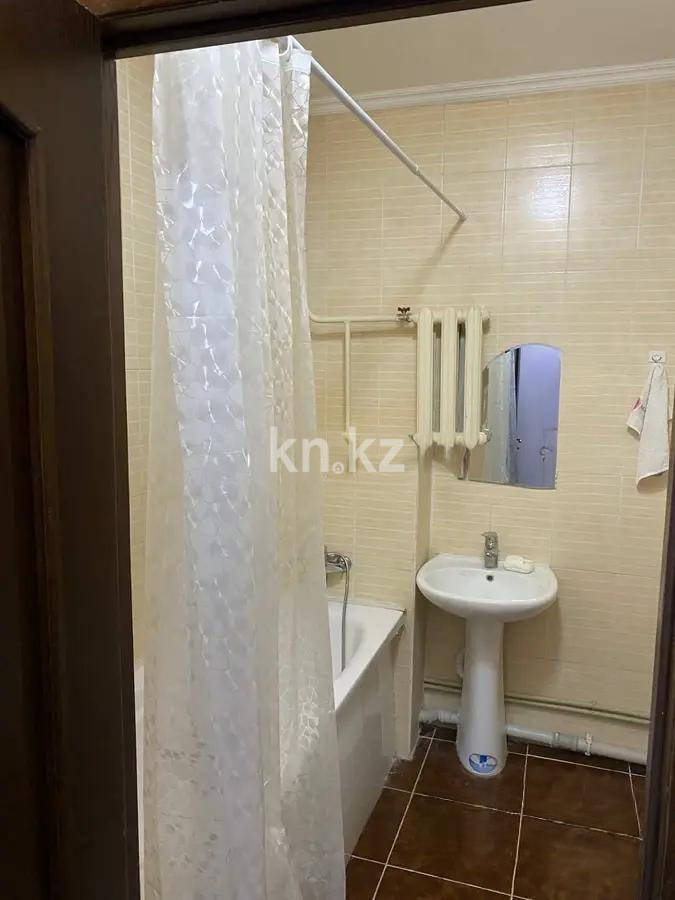 Продажа 2-комнатной квартиры, 68 м², пр. Кошкарбаева, дом  34 в Астане - фото 4