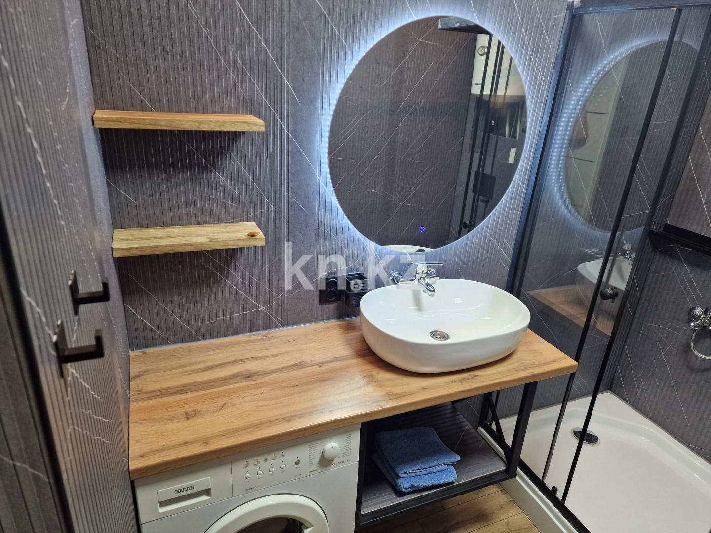 Аренда 2-комнатной квартиры, 48 м², пр. Бухар-жырау, дом  63 в Караганде