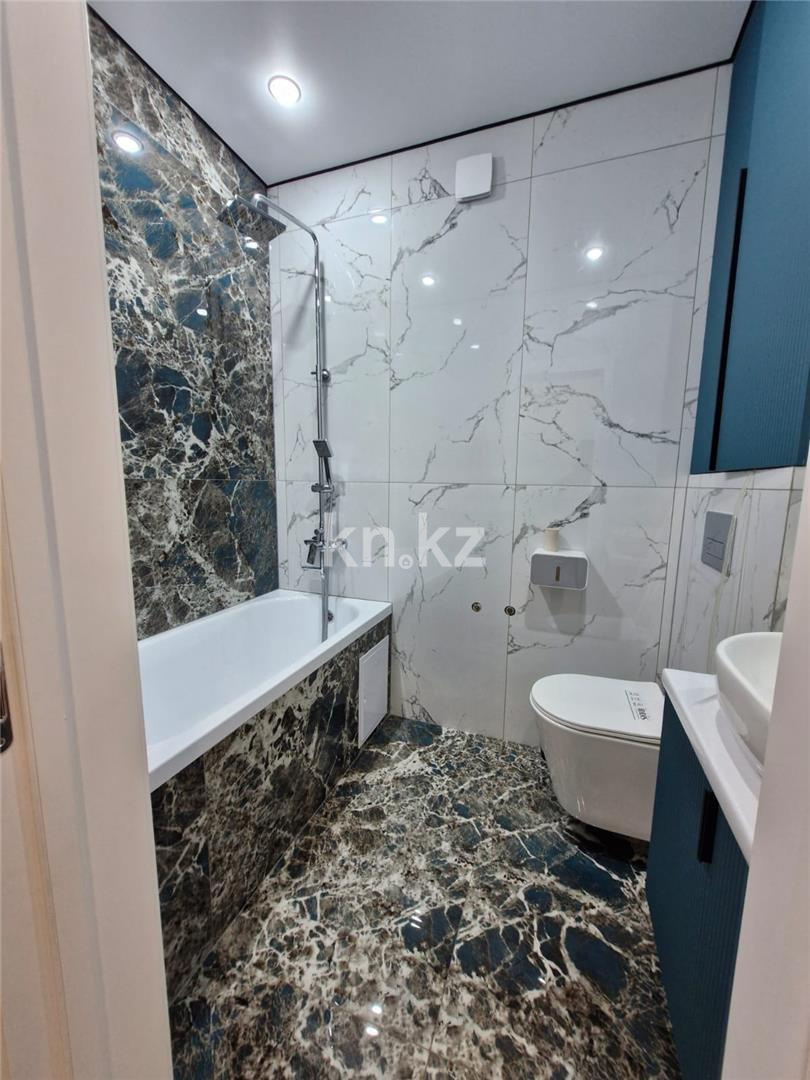 Продажа 2-комнатной квартиры, 60 м², ул. Муканова в Караганде - фото 6