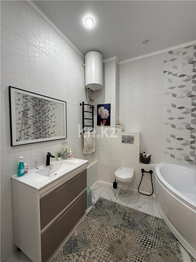 Продажа 2-комнатной квартиры, 66 м² в Караганде - фото 12