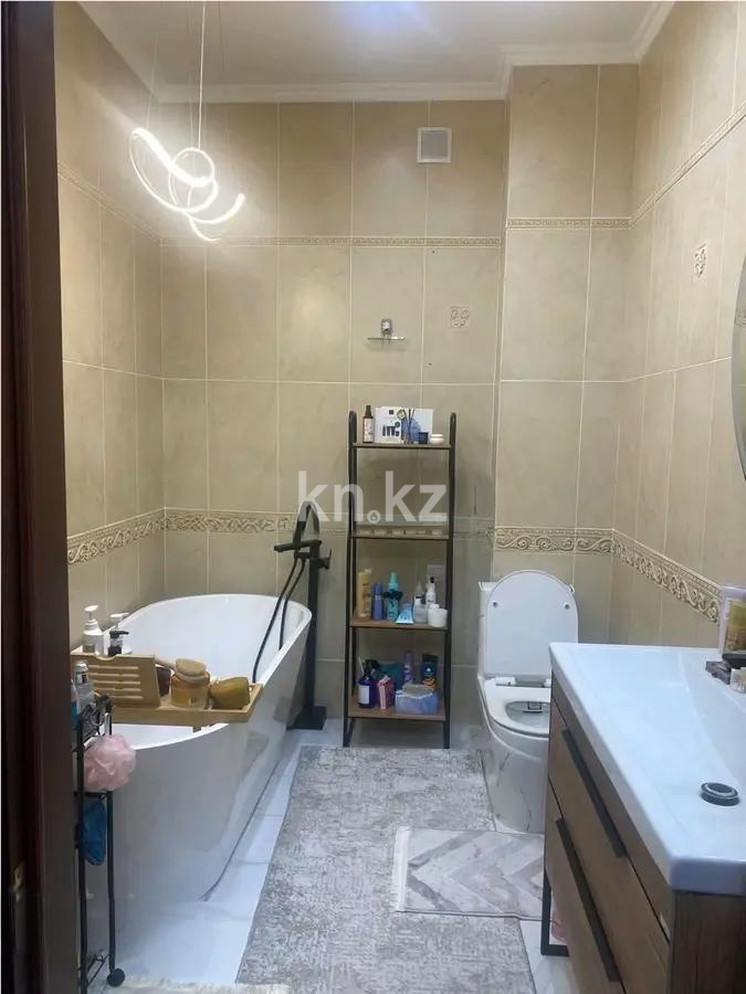 Продажа 3-комнатной квартиры, 130 м², пер. Сарыкенгир, дом  1 в Астане - фото 6