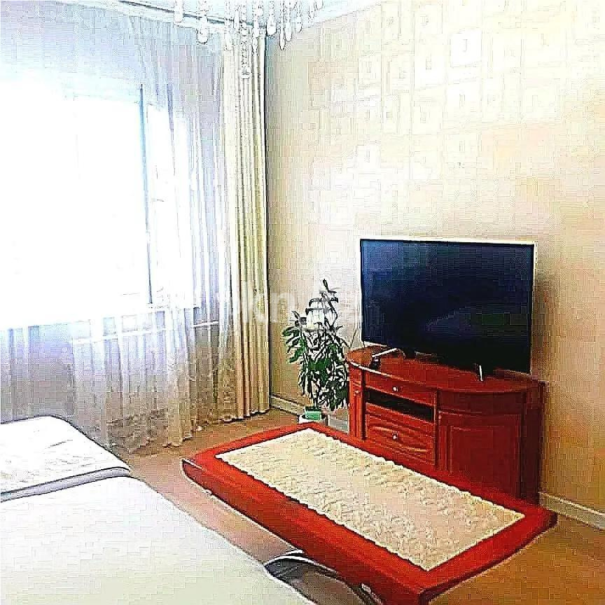 Продажа 1-комнатной квартиры, 41 м², мкр-н Орбита-2, дом  17в в Алматы