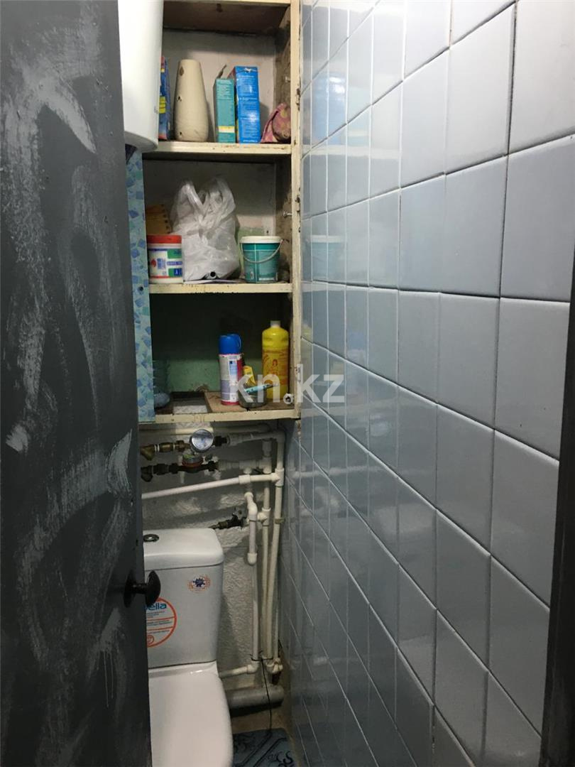 Продажа 2-комнатной квартиры, 47 м², мкр-н 6 в Караганде - фото 10