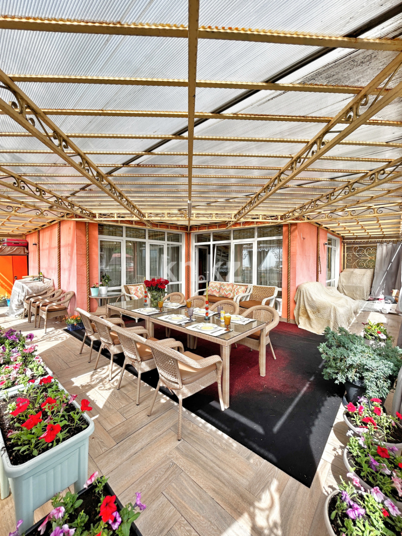 Продажа 5-комнатной квартиры, 280 м² в Алматы - фото 36