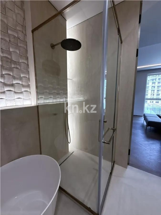 Продажа 5-комнатной квартиры, 212 м² в Астане - фото 8