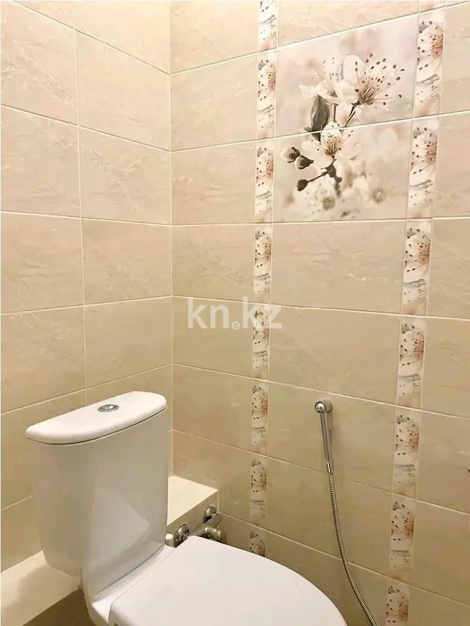 Продажа 4-комнатной квартиры, 97 м², мкр-н Аксай-1, дом  23 в Алматы - фото 6