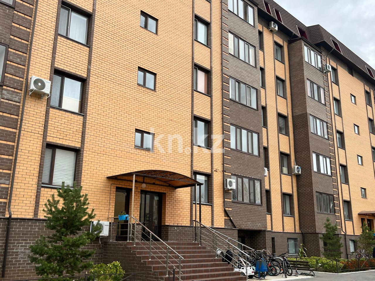 Продажа 4-комнатной квартиры, 116 м², ул. Сатыбалдина, дом  27/2 в Караганде