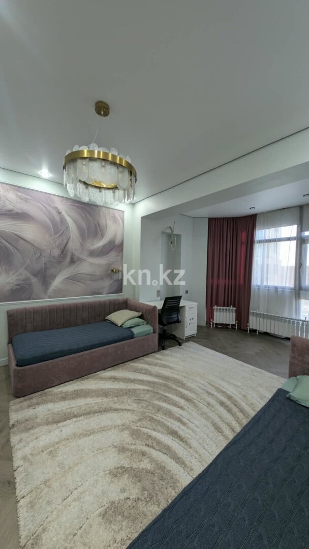 Продажа 3-комнатной квартиры, 99.7 м² в Уральске - фото 20