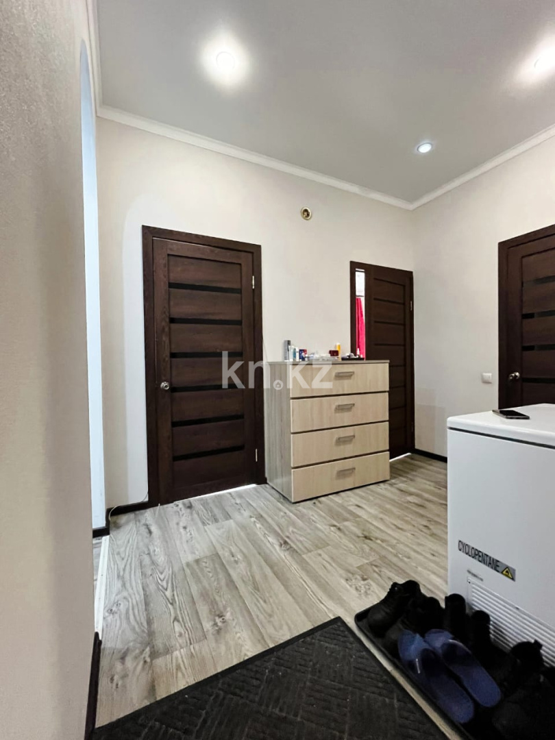 Продажа 3-комнатной квартиры, 64 м², ул. Дружбы Народов, дом  2/4 в Усть-Каменогорске - фото 4