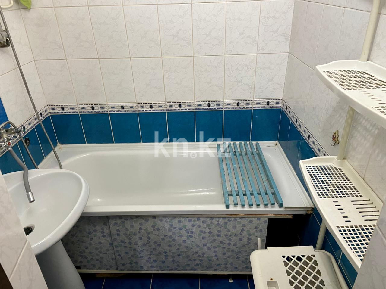 Продажа 3-комнатной квартиры, 63 м², ул. Керамическая, дом  82а в Караганде - фото 18