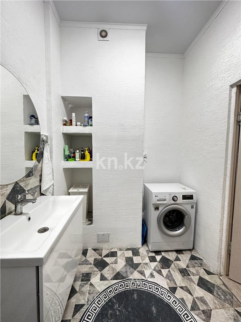 Продажа 3-комнатной квартиры, 56.8 м², ул. Калдаякова в Астане - фото 13