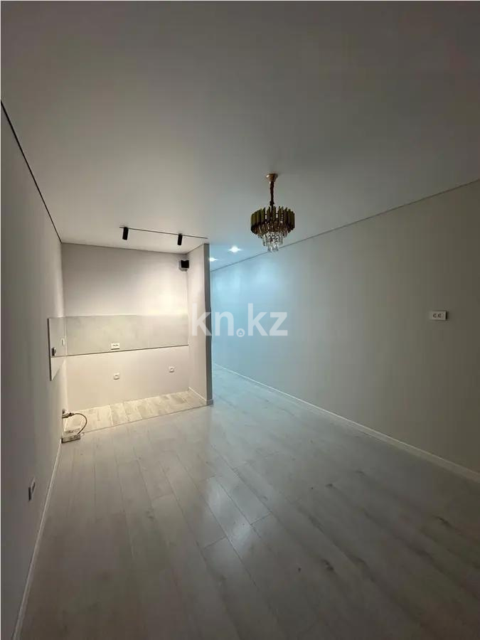 Продажа 1-комнатной квартиры, 29 м², ул. Омарова, дом  1 в Алматы - фото 2