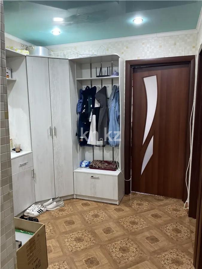 Продажа 3-комнатной квартиры, 61 м², мкр-н 18, дом  24 в Караганде - фото 5