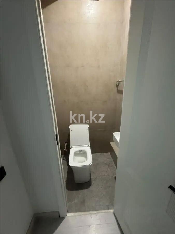 Продажа 3-комнатной квартиры, 70 м² в Алматы - фото 4