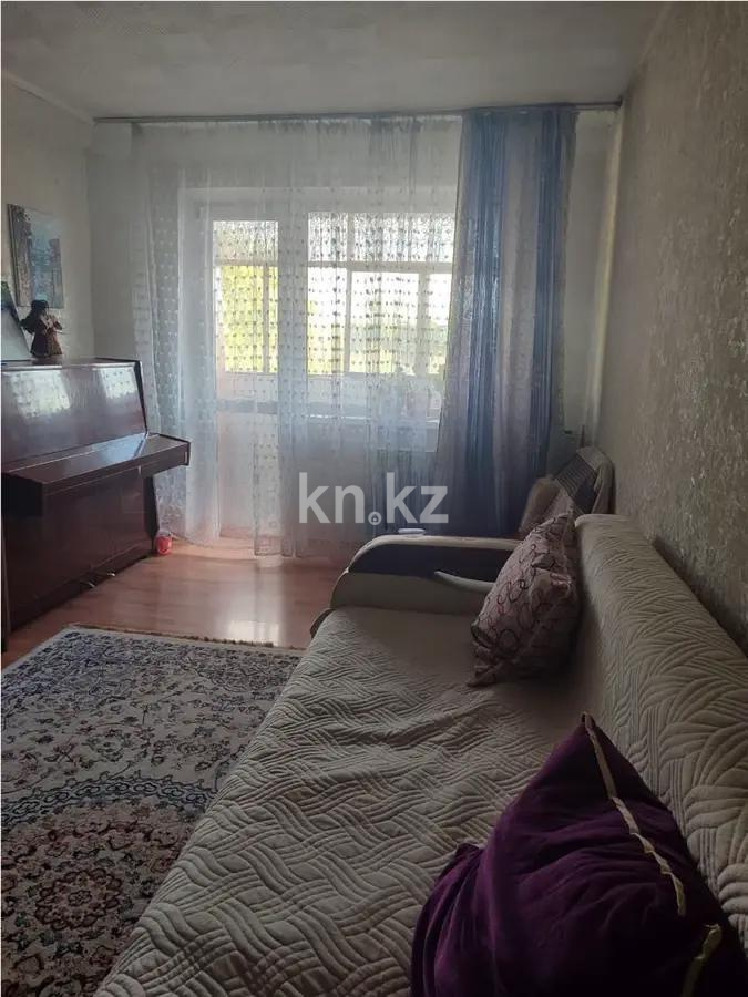 Продажа 3-комнатной квартиры, 63 м², мкр-н 14, дом  38 в Караганде