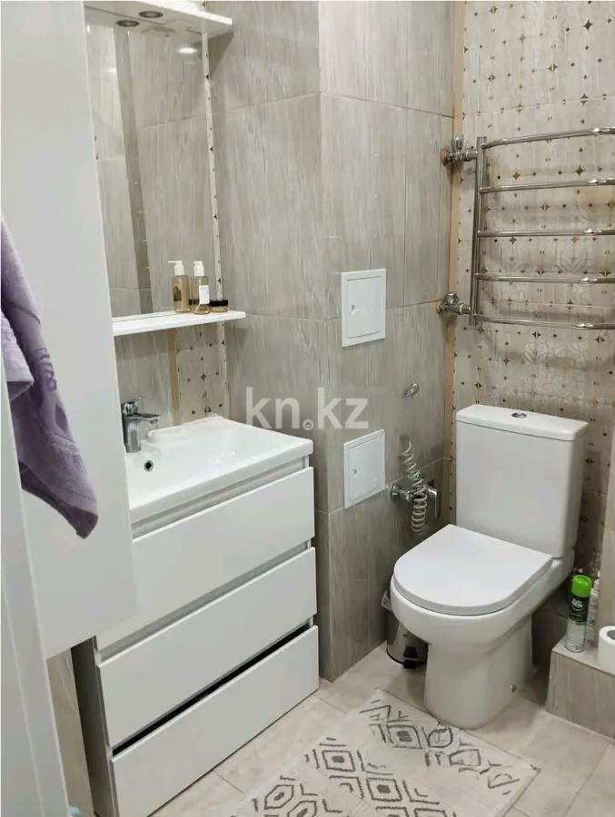 Продажа 3-комнатной квартиры, 86 м², ул. Бокейхана, дом  42 в Астане - фото 5