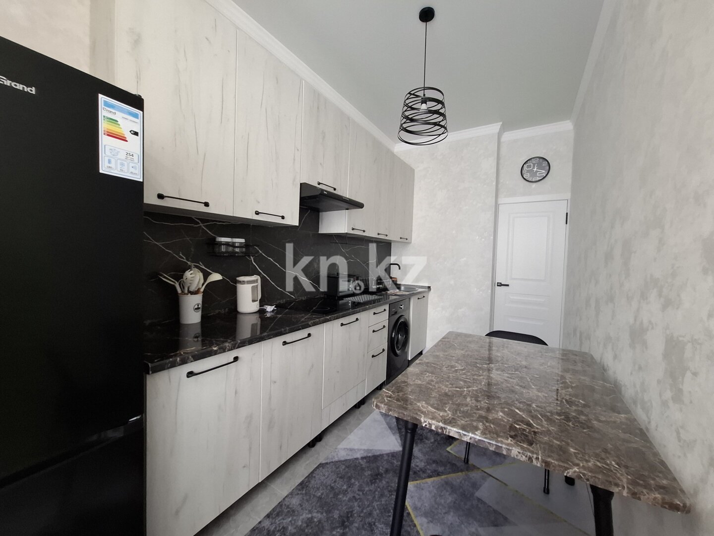 Продажа 1-комнатной квартиры, 42 м² в Алматы - фото 3