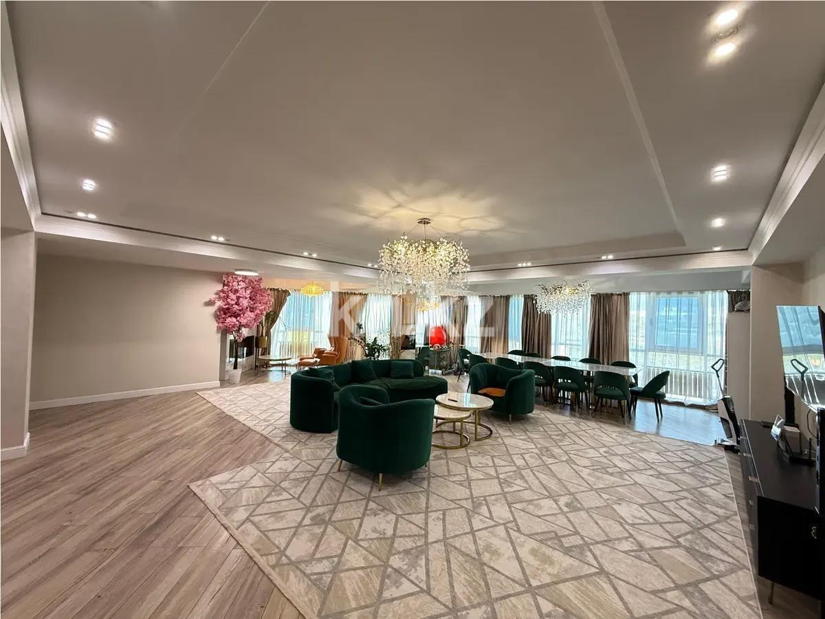 Продажа 4-комнатной квартиры, 250 м² в Алматы