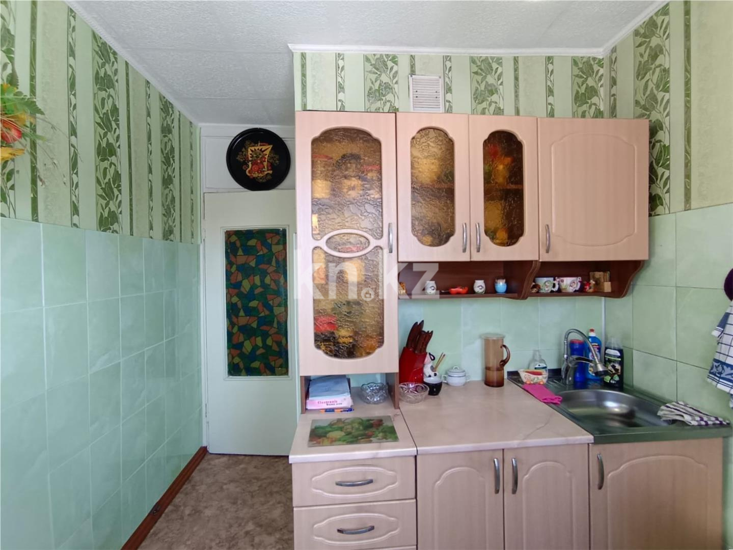 Продажа 3-комнатной квартиры, 63 м², мкр-н 22 в Караганде - фото 9