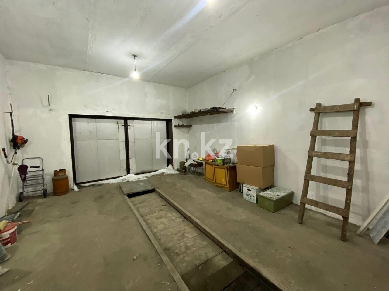 Продажа 3-комнатного дома, 217 м² в Караганде - фото 14