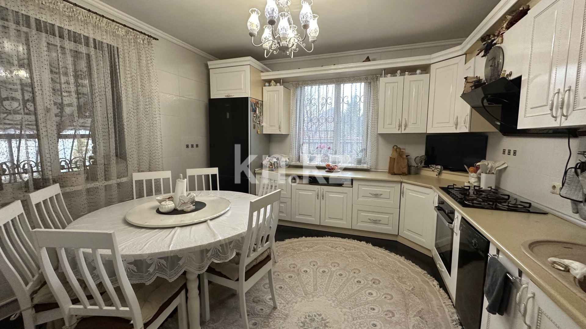 Продажа 4-комнатного дома, 140 м², ул. Сыгай в Алматы - фото 3