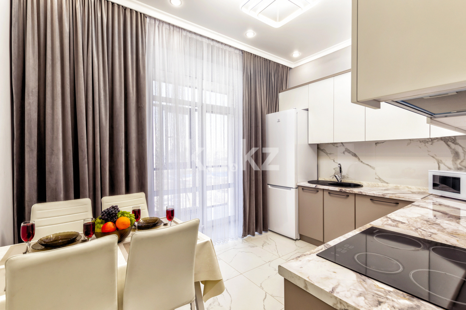 Аренда 1-комнатной квартиры посуточно, 40 м², ул. Анет баба, дом  11 - ул. Мухамедханова в Астане