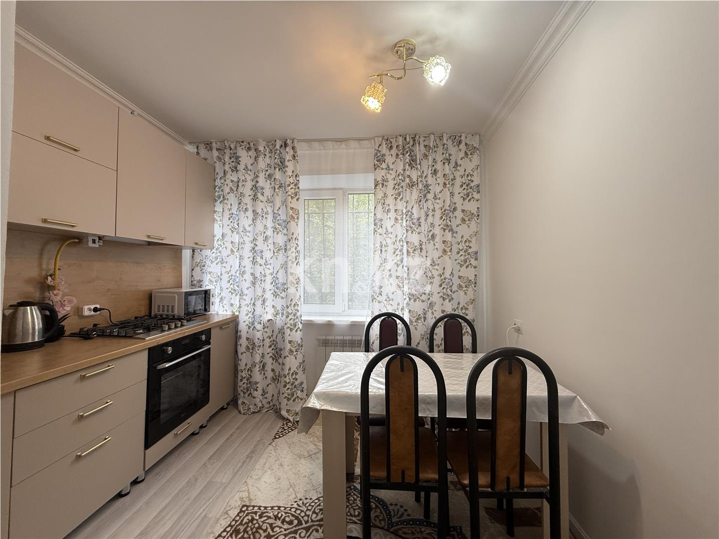 Продажа 3-комнатной квартиры, 70 м², ул. Сатыбалдина, дом  18 в Караганде - фото 12