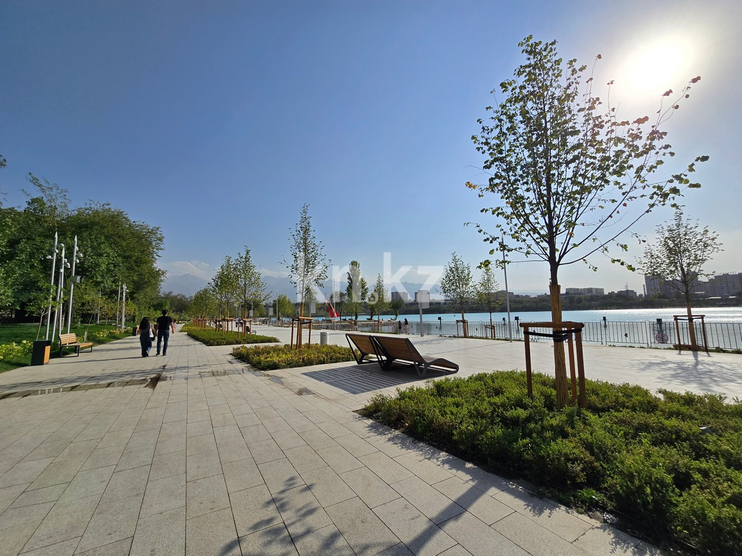 Продажа 2-комнатной квартиры, 65 м² в Алматы - фото 24