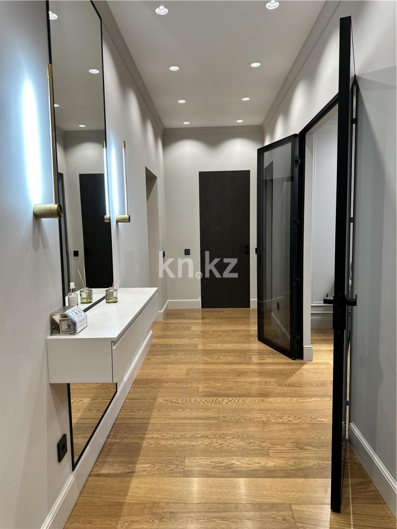 Продажа 4-комнатной квартиры, 105 м², мкр-н Степной-3 в Караганде - фото 21