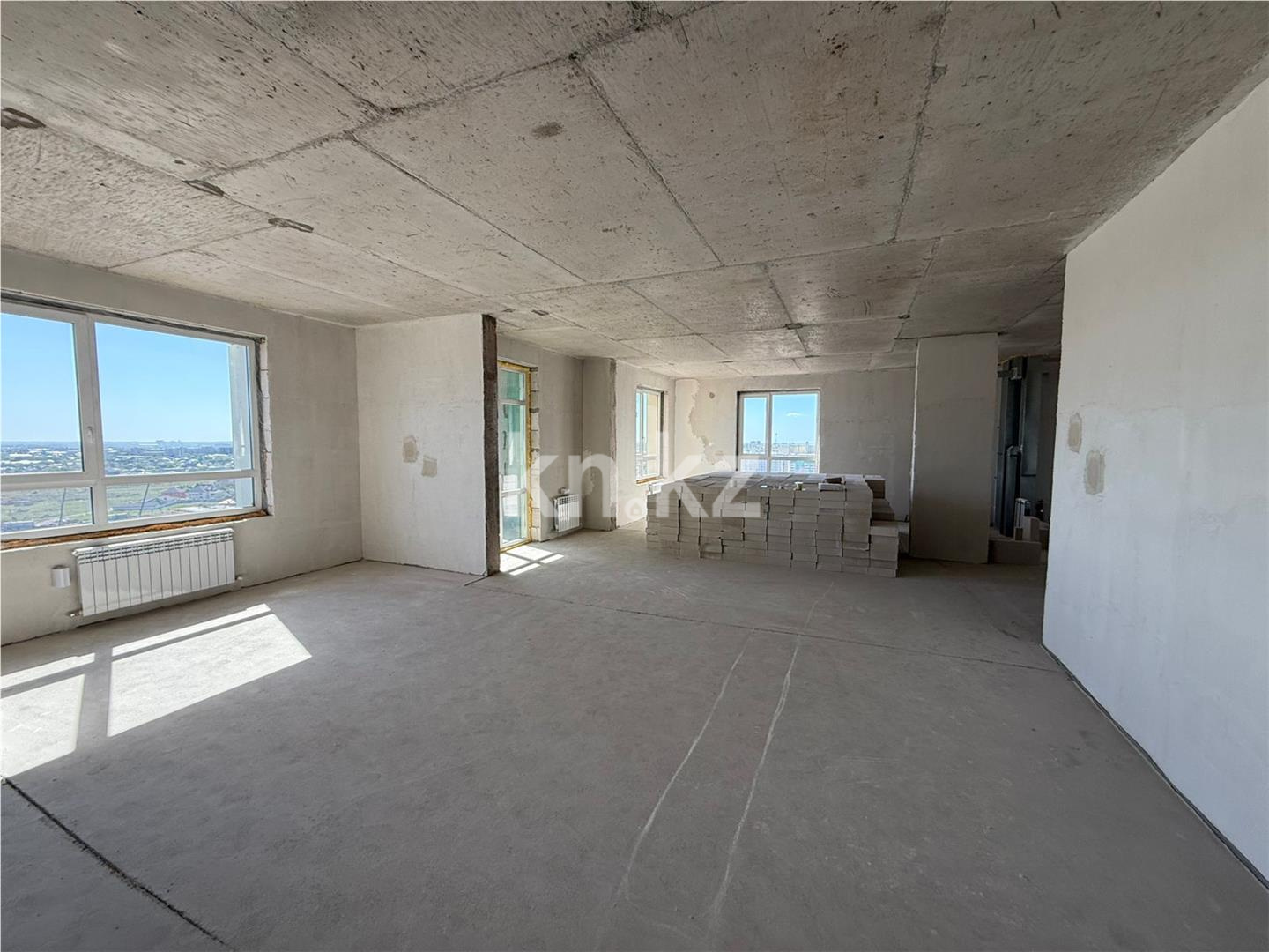 Продажа 4-комнатной квартиры, 129 м² в Караганде - фото 3
