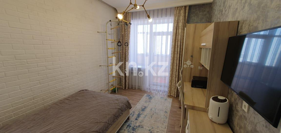 Продажа 5-комнатной квартиры, 150 м², мкр. Гульдер-1 в Караганде - фото 15
