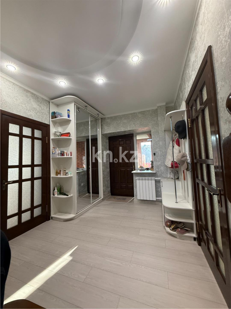 Продажа 7-комнатного дома, 300 м² в Караганде - фото 20