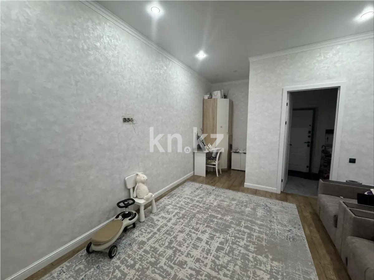 Продажа 1-комнатной квартиры, 42 м², ул. Кенжина, дом  1/1 блок а в Караганде