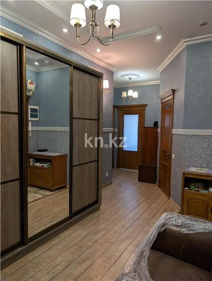 Продажа 4-комнатной квартиры, 147.4 м² в Алматы - фото 3