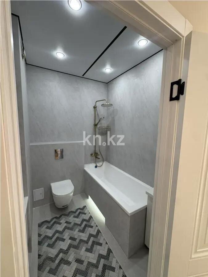 Продажа 2-комнатной квартиры, 42 м² в Алматы - фото 4